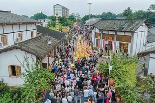 大揭秘！国足首战幕后：扬帅半场要求不乱开大脚！赛前热血喊话